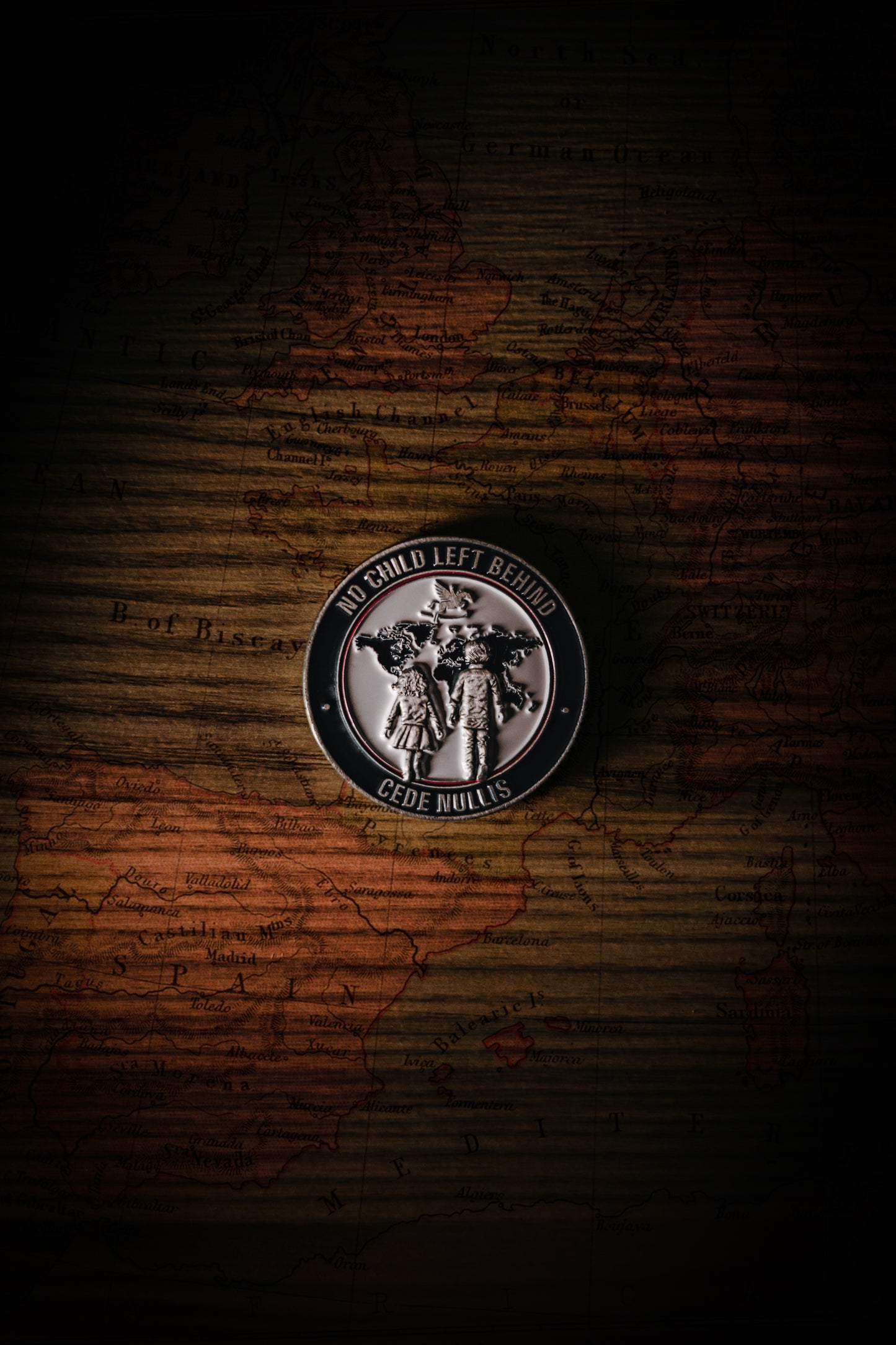 "No Child Left Behind" Challenge Coin (Without Presentation Box)